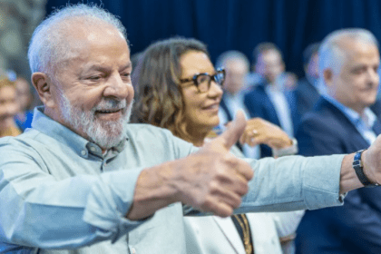 Tribuna do Povo cita pesquisa realizada pela Paraná Pesquisas.