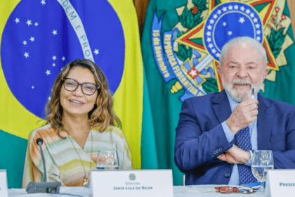 Rádio Jornal cita pesquisa realizada pela Paraná Pesquisas.