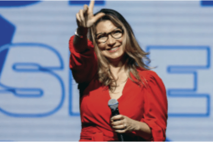 A Voz de Santa Quitéria cita pesquisa realizada pela Paraná Pesquisas.