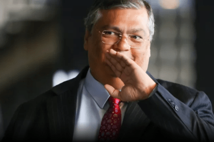 Marrapá cita pesquisa realizada pela Paraná Pesquisas.
