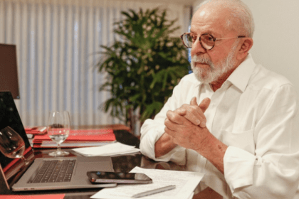 JC cita pesquisa realizada pela Paraná Pesquisas.