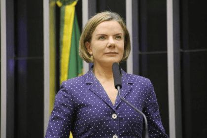D'Ponta News cita pesquisa realizada pela Paraná Pesquisas.