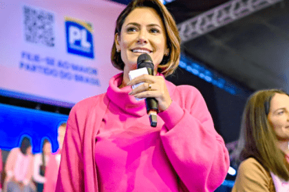 Poder 360 cita pesquisa realizada pela Paraná Pesquisas.