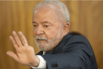 Alerta Paraná cita pesquisa realizada pela Paraná Pesquisas.