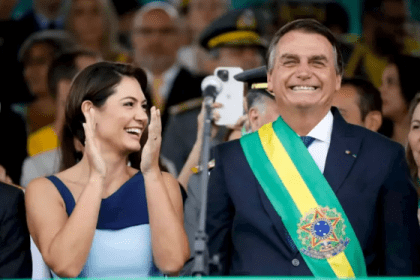 Portal A Rede cita pesquisa realizada pela Paraná Pesquisas.