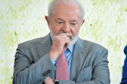 Veja cita pesquisa realizada pela Paraná Pesquisas.