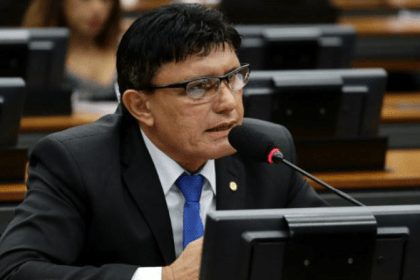 JC cita pesquisa realizada pela Paraná Pesquisas.