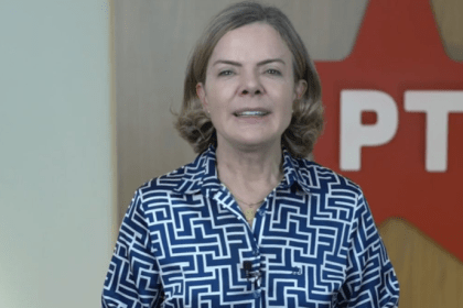 Blog do Esmael cita pesquisa realizada pela Paraná Pesquisas.
