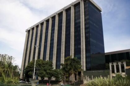 Band cita pesquisa realizada pela Paraná Pesquisas em Rio de Janeiro.