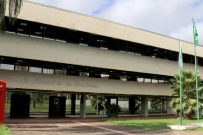 Bem Paraná cita pesquisa realizada pela Paraná Pesquisas em Londrina.