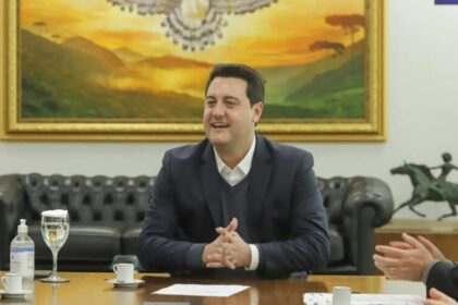 DC Mais cita pesquisa realizada pela Paraná Pesquisas em Curitiba.