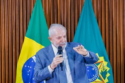 Carta Capital cita pesquisa realizada pela Paraná Pesquisas em Vitória.