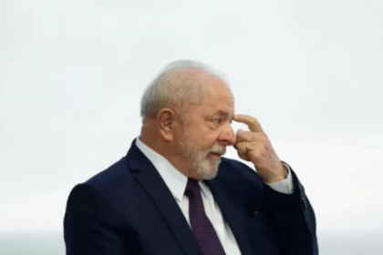 Blog do Dércio cita pesquisa realizada pela Paraná Pesquisas.