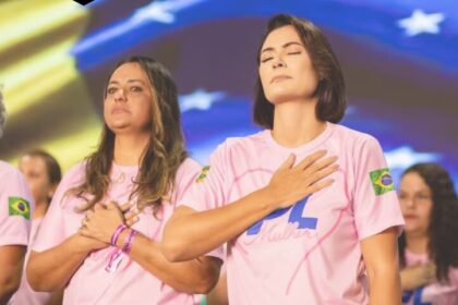 Crusoé cita pesquisa realizada pela Paraná Pesquisas.