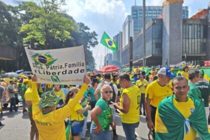 Metrópoles cita pesquisa realizada pela Paraná Pesquisas em São Paulo.