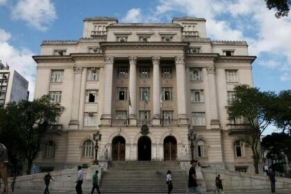 Costa Norte cita pesquisa realizada pela Paraná Pesquisas em Santos.
