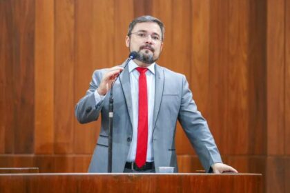 Brasil de Fato cita pesquisa realizada pela Paraná Pesquisas.