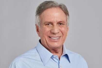 Cosmopolitam cita pesquisa realizada pela Paraná Pesquisas em Barueri.