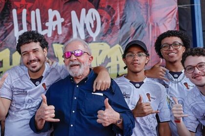 D'Ponta cita pesquisa realizada pela Paraná Pesquisas.