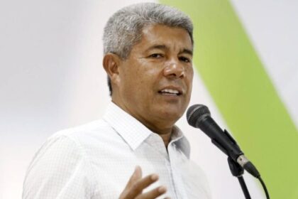 Aratu On cita pesquisa realizada pela Paraná Pesquisas em Salvador.
