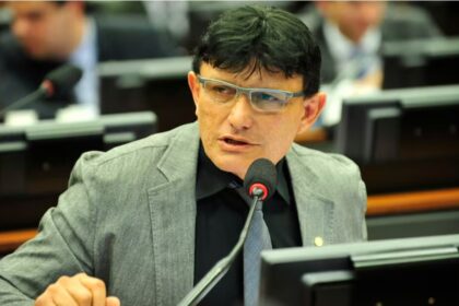 Estadão cita pesquisa realizada pela Paraná Pesquisa em Belém.