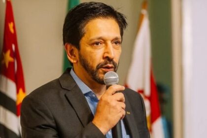 Gazeta Brasil cita pesquisa realizada pela Paraná Pesquisas em São Paulo.