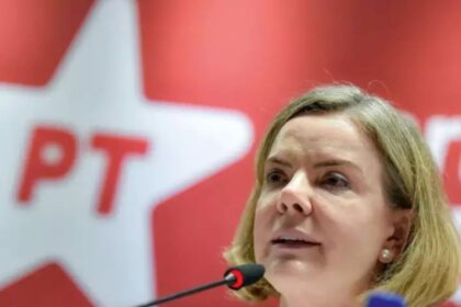 Perfil News 21 cita trabalho da Paraná Pesquisas.