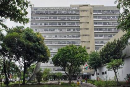 Band cita pesquisa realizada pela Paraná Pesquisas em Juiz de Fora.