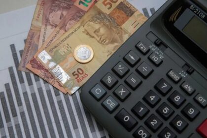 Veja cita pesquisa realizada pela Paraná Pesquisas.