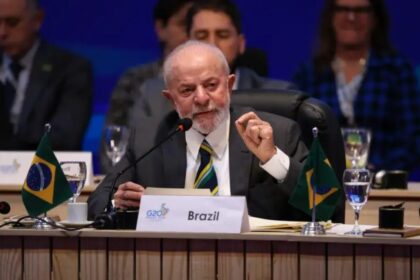 O Cafezinho cita pesquisa realizada pela Paraná Pesquisas.