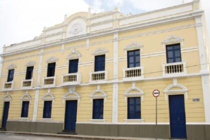 Band cita pesquisa realizada pela Paraná Pesquisas em Fortaleza.