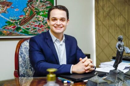 ES Hoje cita pesquisa realizada pela Paraná Pesquisas em Vitória.