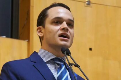 Veja cita pesquisa realizada pela Paraná Pesquisas em Vitória.