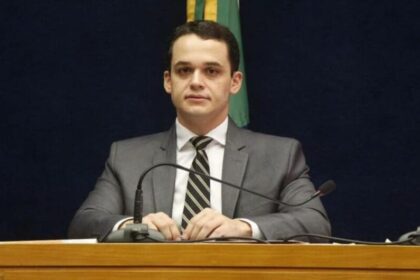 Diário do Poder cita pesquisa realizada pela Paraná Pesquisas em Vitória.
