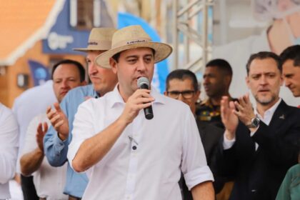 O Presente cita pesquisa realizada pela Paraná Pesquisas no Paraná.