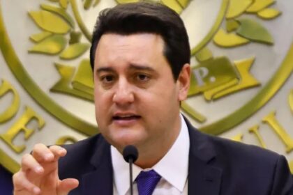 Band cita pesquisa realizada pela Paraná Pesquisas no Paraná.