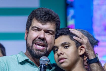FM O Dia cita pesquisa realizada pela Paraná Pesquisas em Macaé.