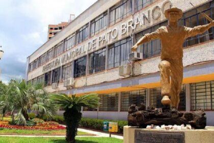 Band cita pesquisa realizada pela Paraná Pesquisas em Pato Branco.