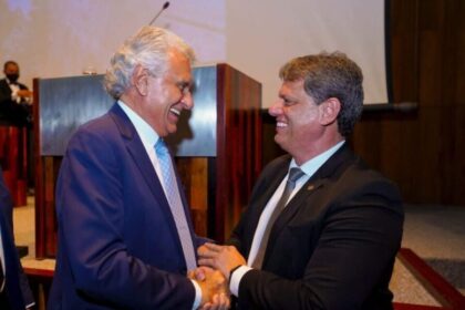 O Hoje cita pesquisa realizada pela Paraná Pesquisas.