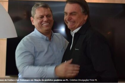 Revista Forum cita pesquisa realizada pela Paraná Pesquisas.
