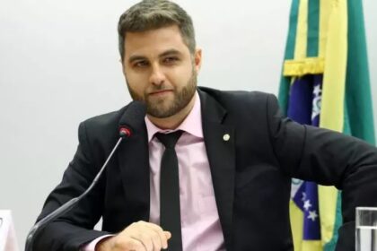 Diário do Rio cita pesquisa realizada pela Paraná Pesquisas em Campos dos Goytacazes.