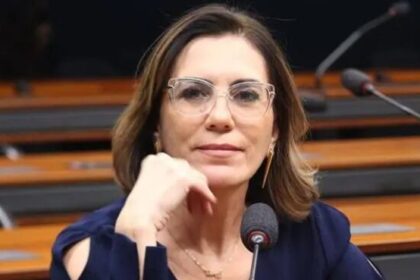 Revista Oeste cita pesquisa realizada pela Paraná Pesquisas em Santos.