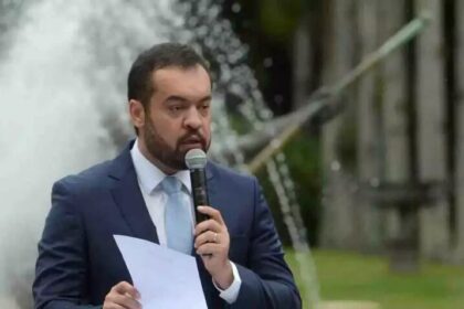 Diário do Poder cita pesquisa realizada pela Paraná Pesquisas em Campos dos Goytacazes.