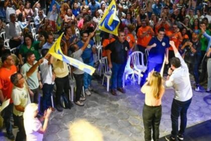 Jornal ES cita pesquisa realizada pela Paraná Pesquisas em Vitória.