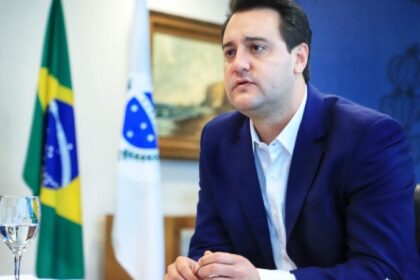 Paraná Portal cita pesquisa realizada pela Paraná Pesquisas.