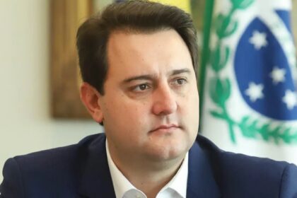 O Popular PR cita pesquisa realizada pela Paraná Pesquisas no Paraná.