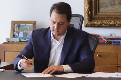 Jornal da Fronteira cita pesquisa realizada pela Paraná Pesquisas no Paraná.