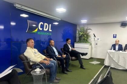 Primeira Hora cita pesquisa realizada pela Paraná Pesquisas em Rondonópolis.