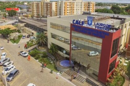 Band cita pesquisa realizada pela Paraná Pesquisas em Lauro de Freitas.