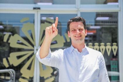 D'Ponta cita pesquisa realizada pela Paraná Pesquisas em Curitiba.